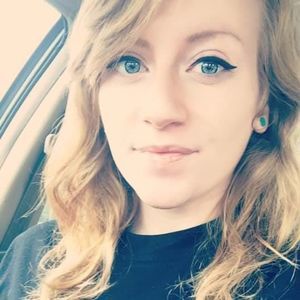 Meet your Posher, Casey